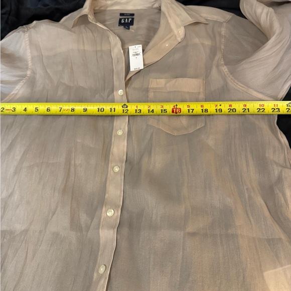 GAP NWT Oversized Sheer Big Shirt in Bedrock Beige Long Sleeve Button Down Sz S - Picture 10 of 11